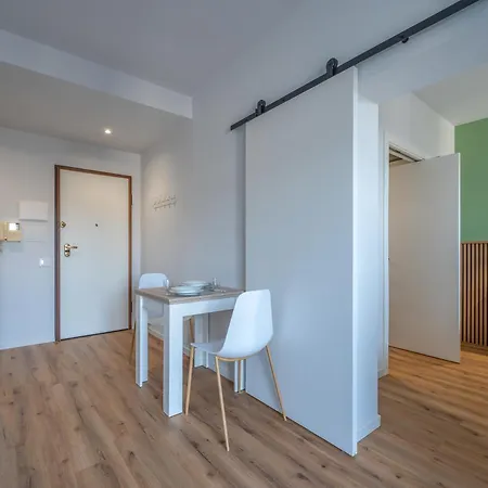 Interno 7-11 Piazza Del Bacio - Italywego Apartament *